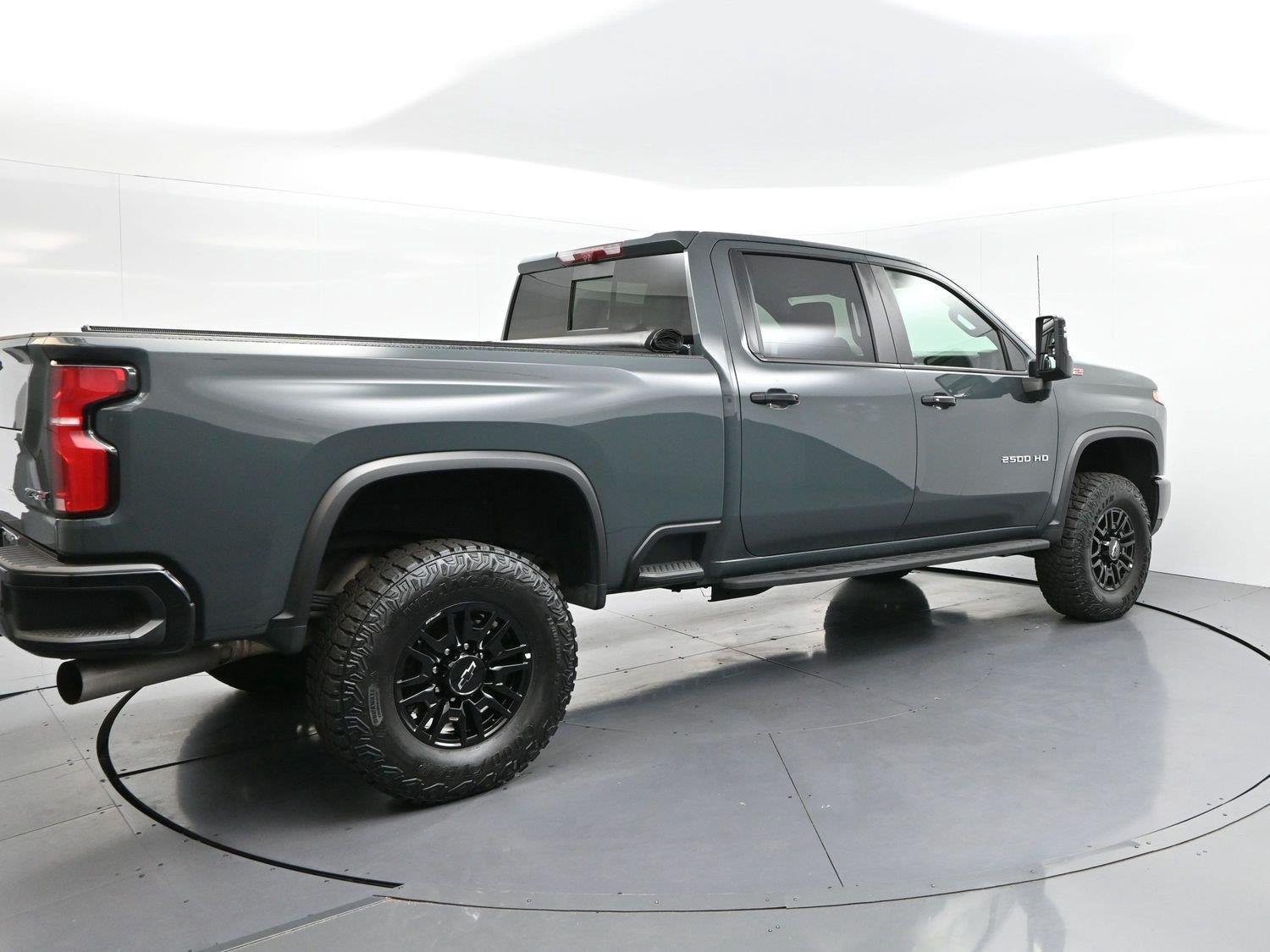 Used 2026 Cypress Gray Chevrolet ZR2 image 7