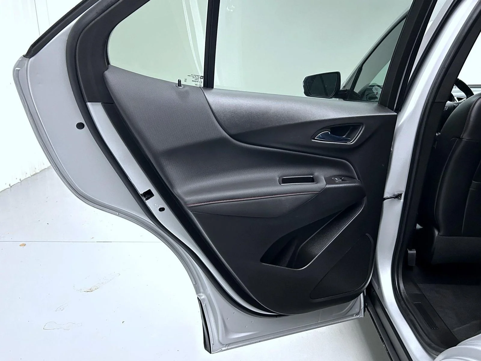 Used 2022 Silver Chevrolet RS image 20