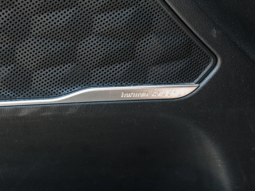 Used 2023 Serenity White Pearl Hyundai SEL image 12