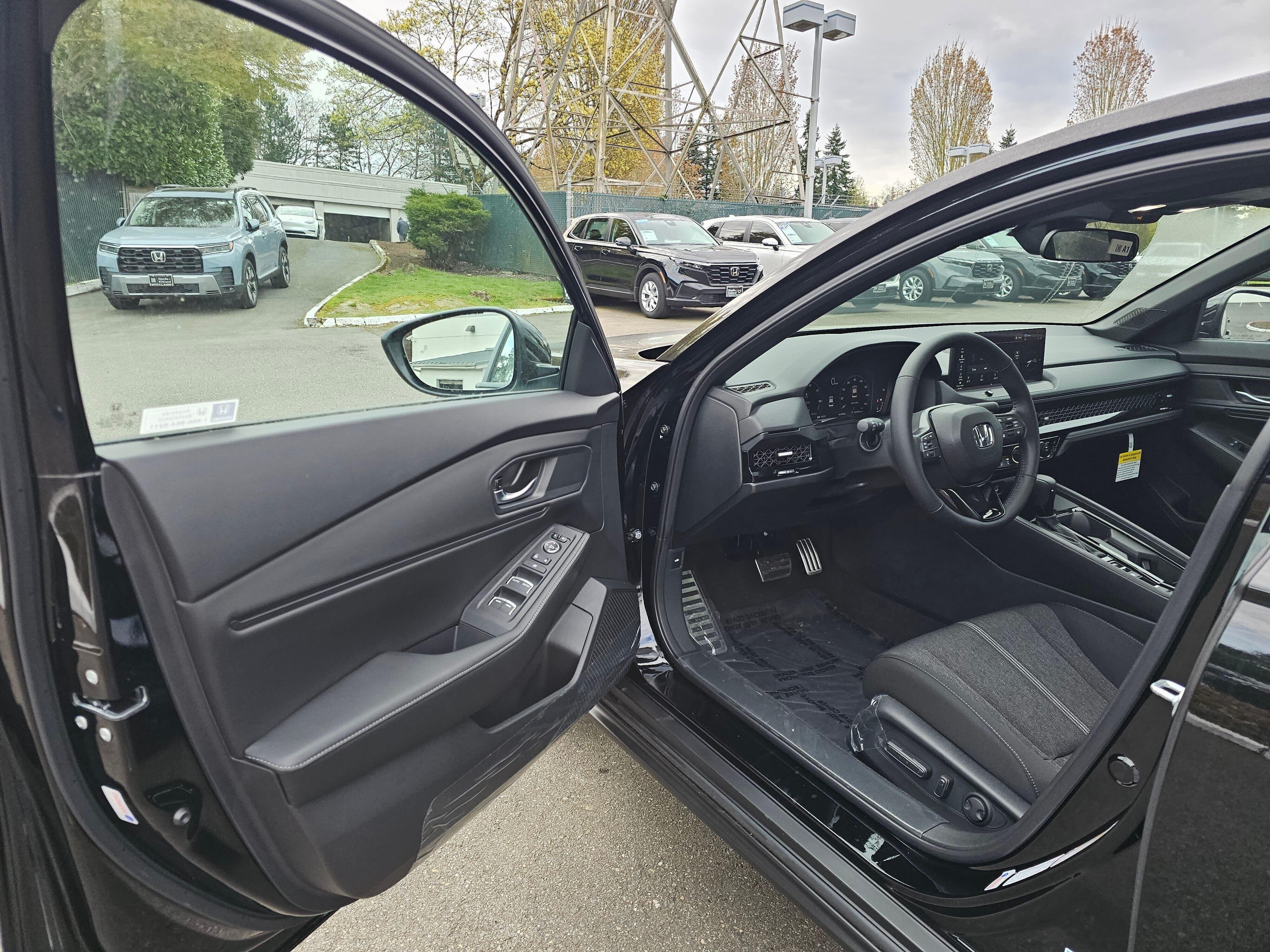 2025 Honda Accord Hybrid Sport - Photo 18