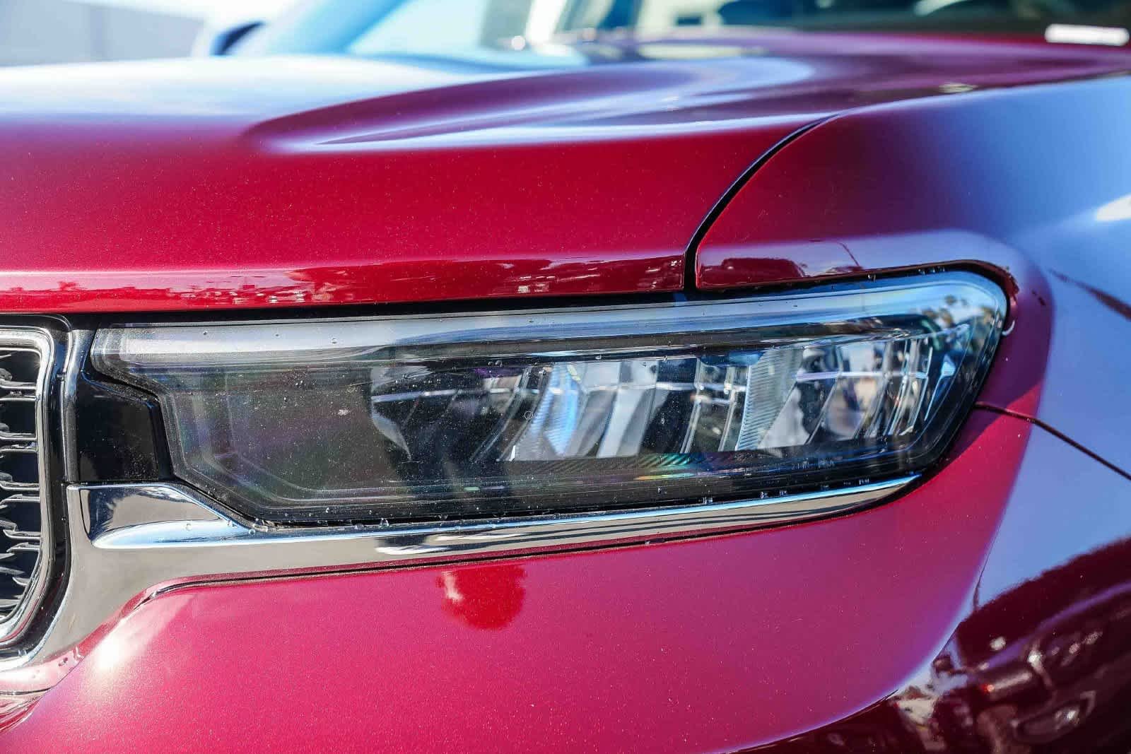 Used 2021 Velvet Red Pearlcoat Jeep Limited image 7