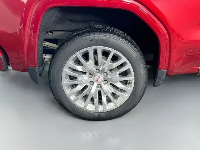 Used 2022 Red GMC Denali image 39