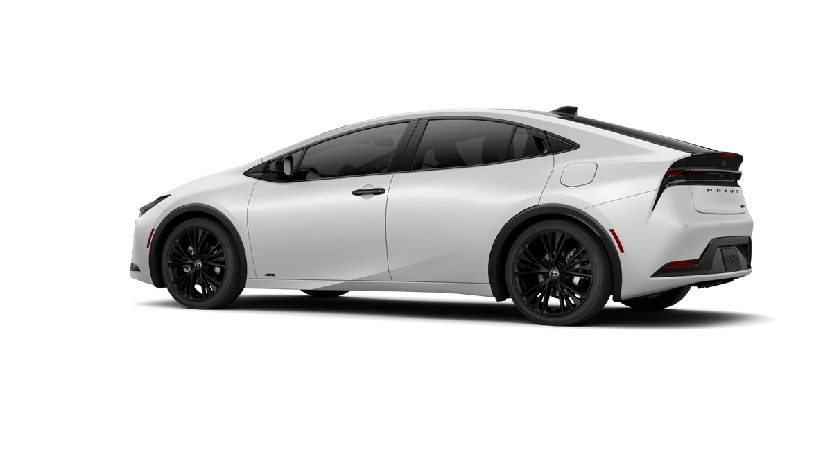 New 2026 Wind Chill Pearl Toyota Nightshade Edition AWD image 37