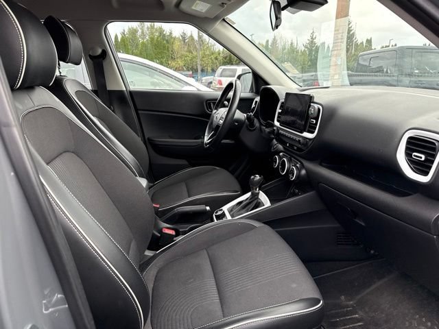 Used 2022 Galactic Gray Hyundai Limited image 16