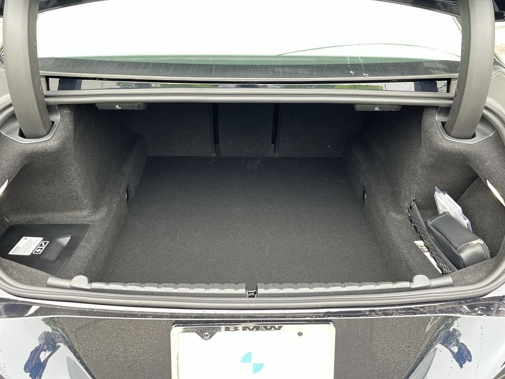 2026 BMW 8 Series 840i - Photo 24