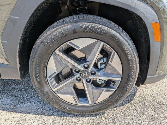New 2026 Rockwood Green Hyundai SEL FWD image 34