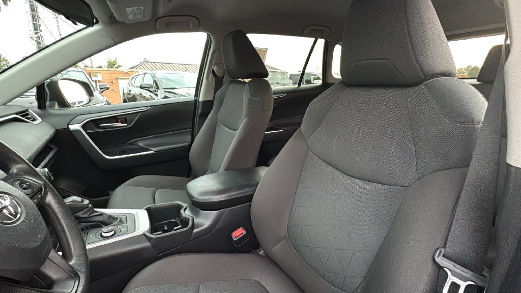 Used 2024 Midnight Black Metallic Toyota XLE image 30
