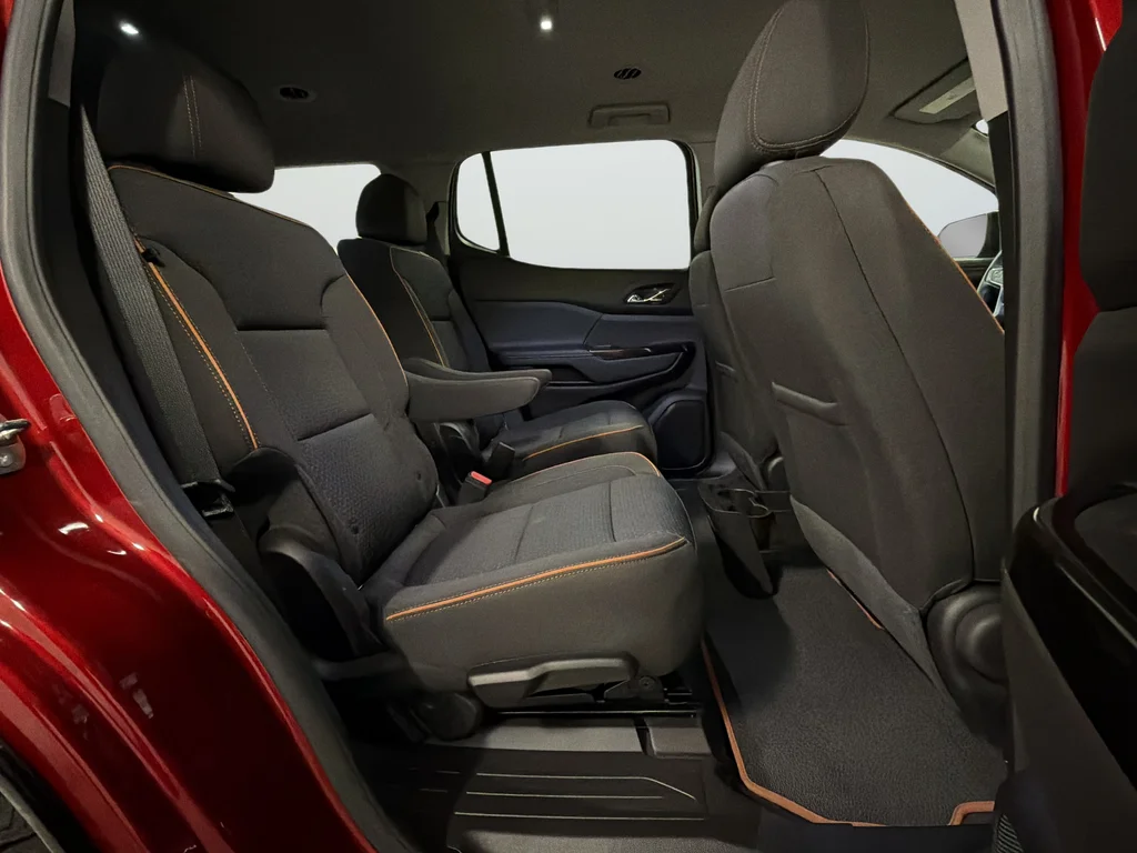 Used 2023 Red GMC AT4 image 14