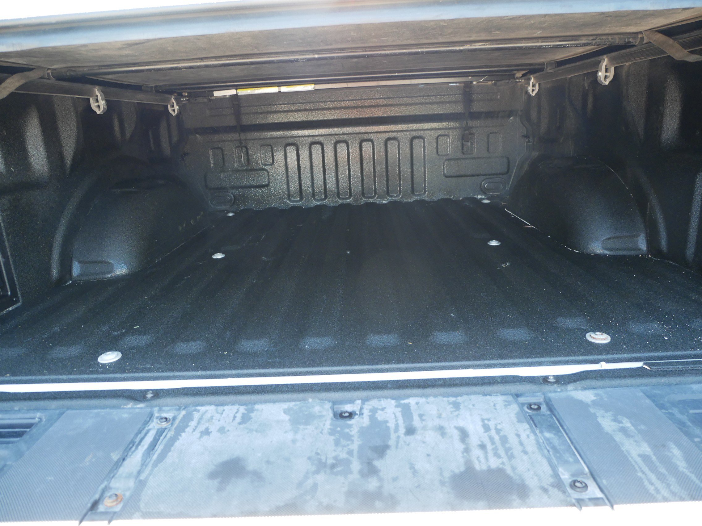 Used 2022 White Ford LARIAT image 10