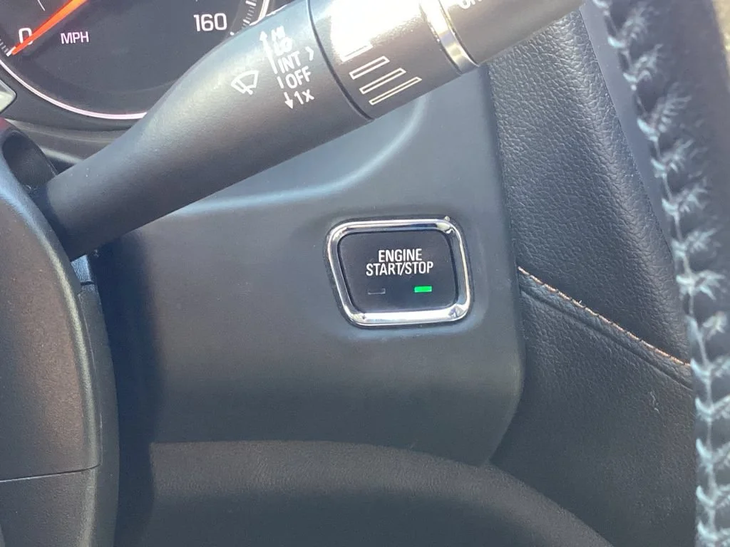 Used 2020 QUICKSILVER METALLIC GMC AT4 image 33