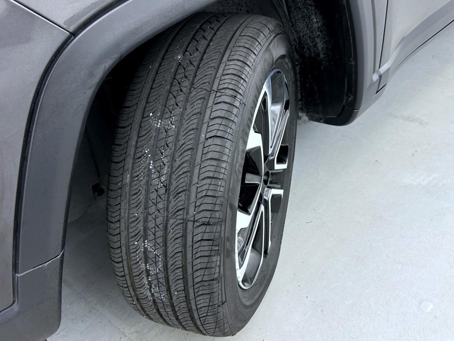 Used 2023 Gray Jeep Limited image 24