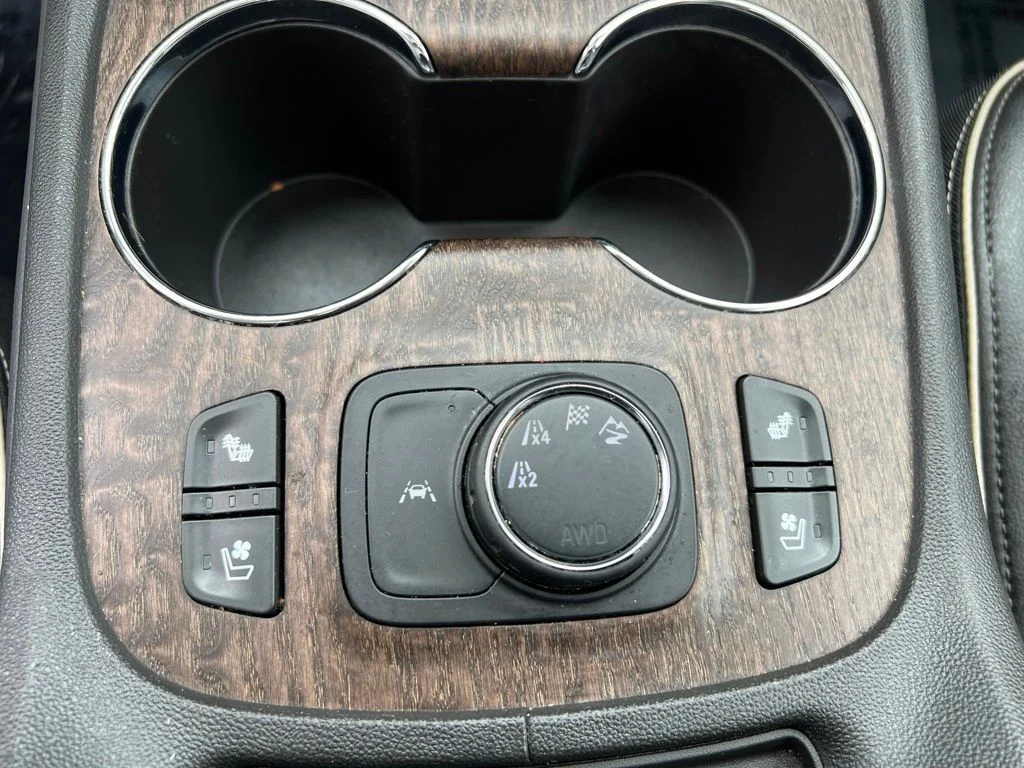 Used 2023 Ebony Twilight Metallic GMC Denali image 32