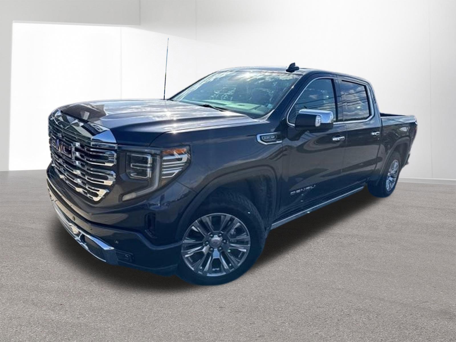 Used 2022 Titanium Rush Metallic GMC Denali image 29