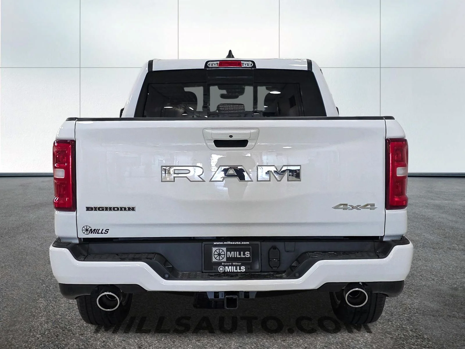 New 2026 Bright White Clear-Coat Exterior Paint RAM Big Horn/Lone Star image 6