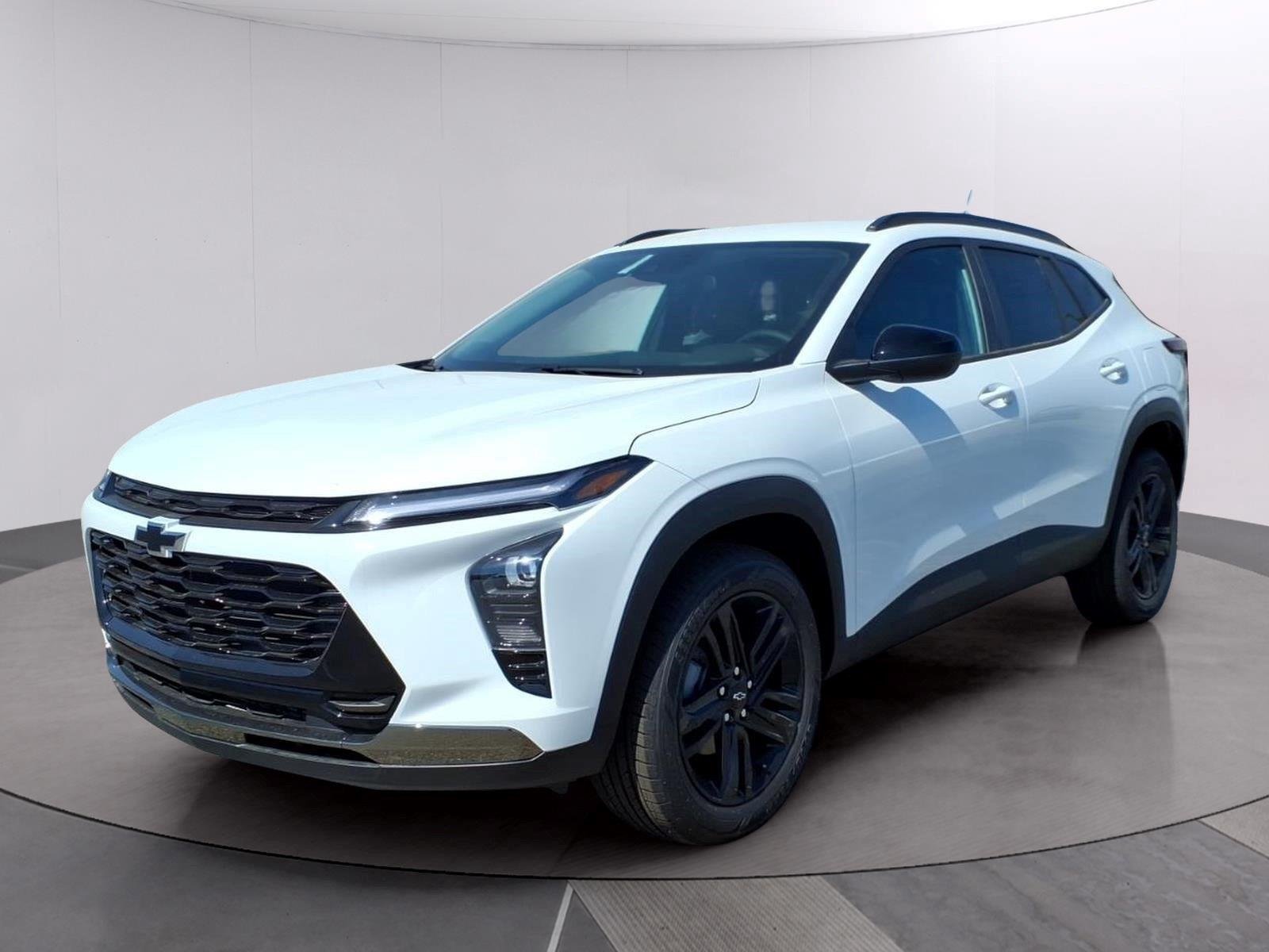 New 2026 Summit White Chevrolet ACTIV image 1