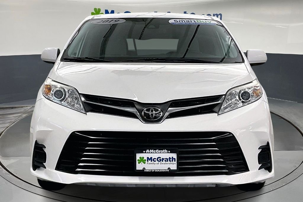 Used 2019 White Toyota LE image 5