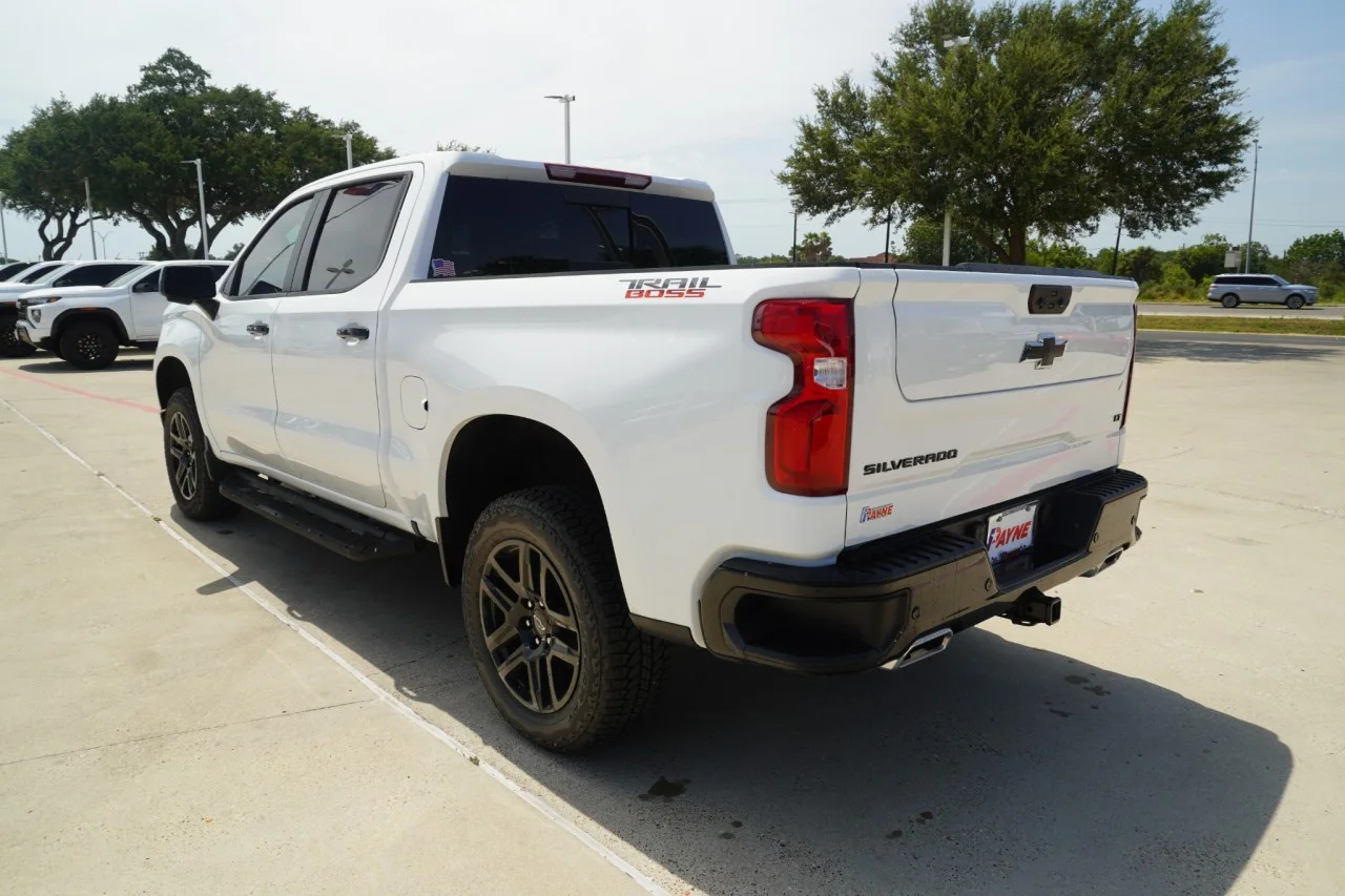 2026 Chevrolet Silverado 1500 LT Trail Boss - Photo 13