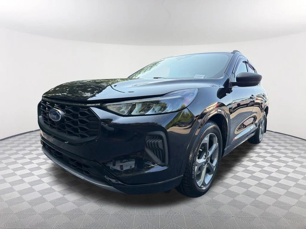 Used 2023 Black Ford ST-Line image 1