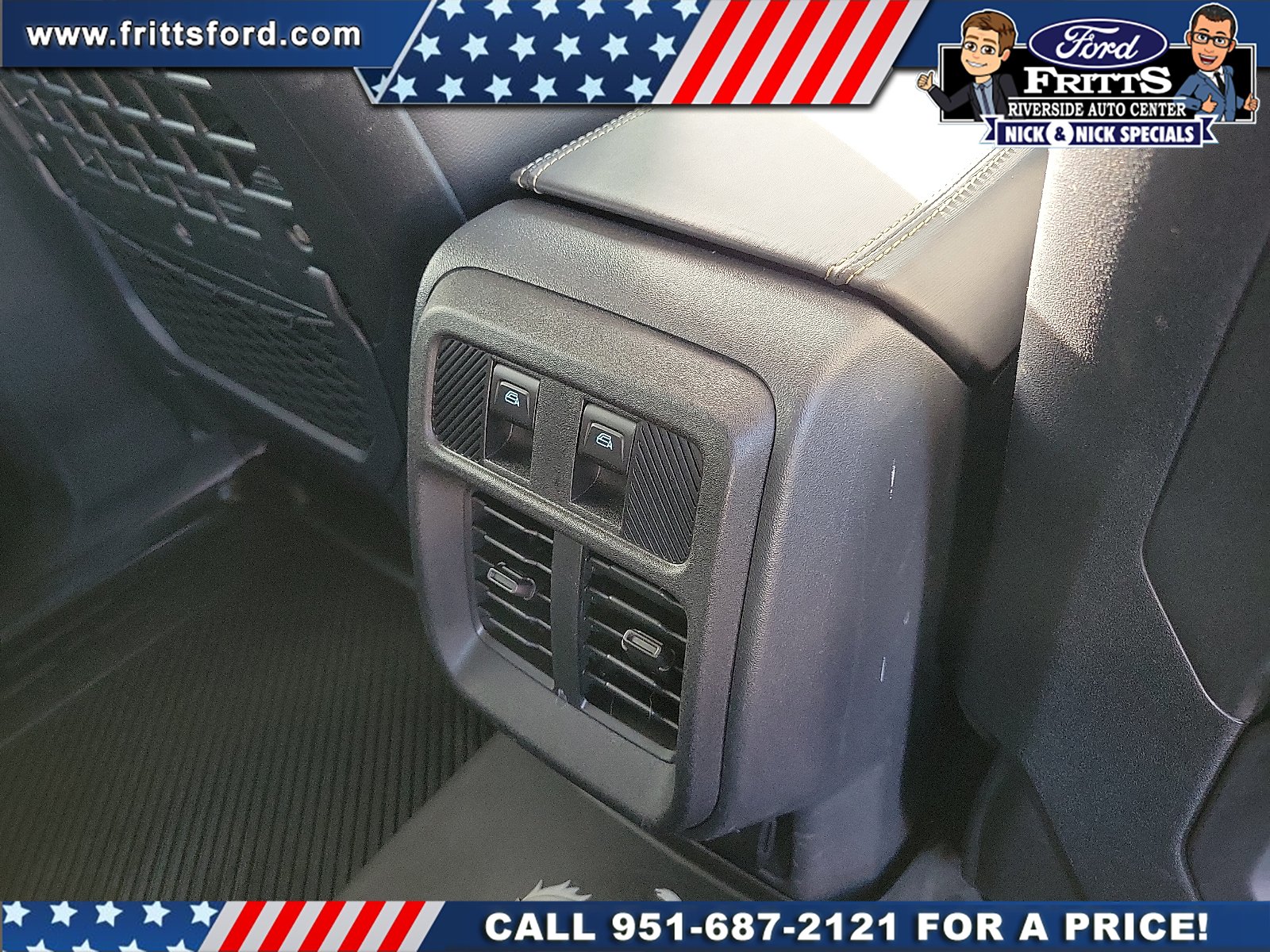 Certified Used 2025 Azure Gray Metallic Ford Badlands image 18