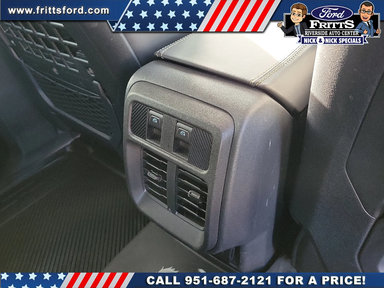 Certified Used 2025 Azure Gray Metallic Ford Badlands image 18