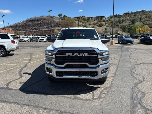 New 2026 Bright White Clear-Coat Exterior Paint RAM Tradesman image 3