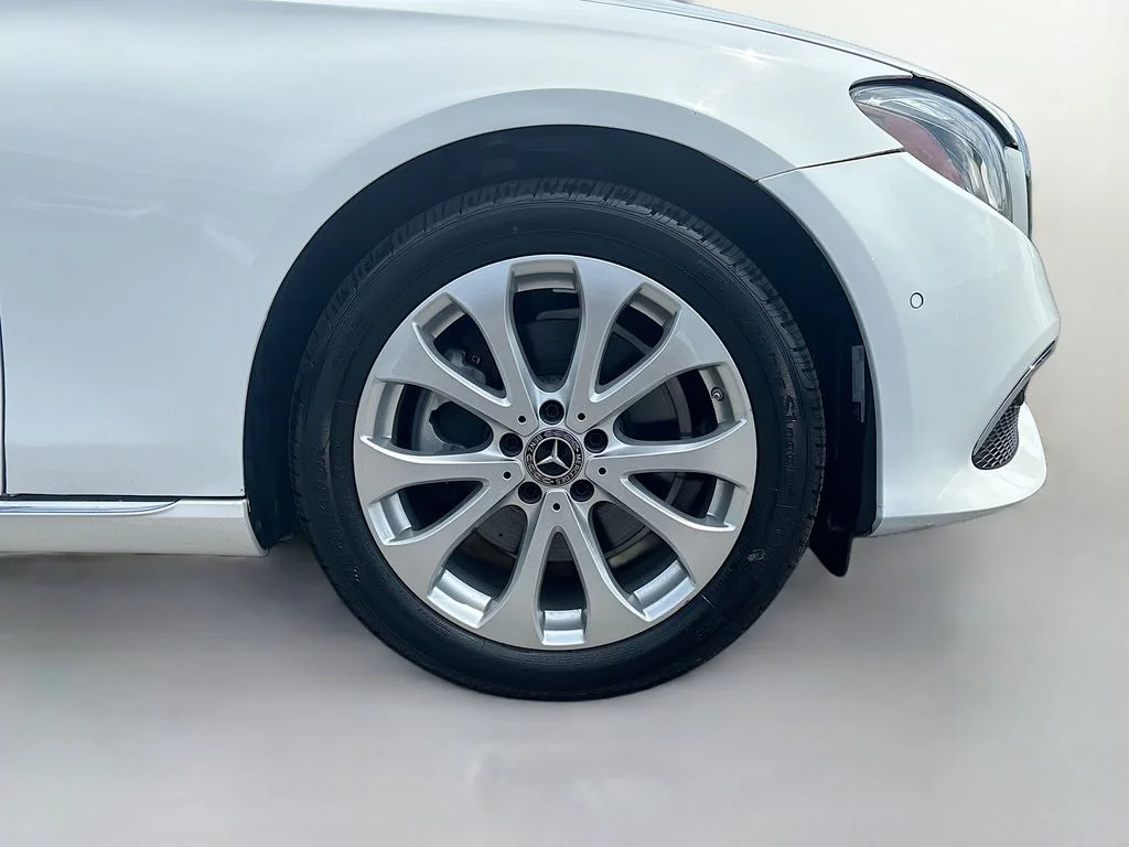 Used 2018 Polar White Mercedes-Benz E 300 image 11