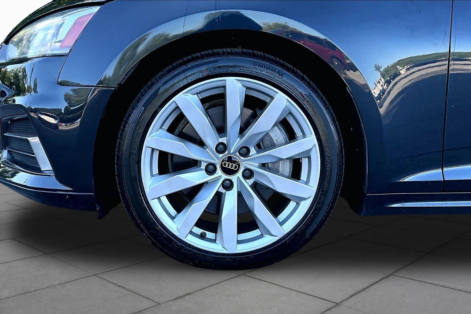 Used 2018 Moonlight Blue Metallic/Black Roof Audi Premium Plus image 11