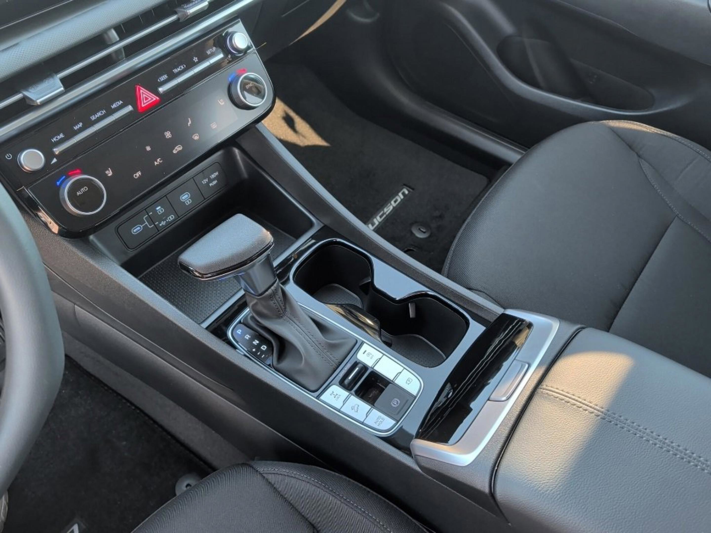 New 2026 Phantom Black Hyundai SEL image 25