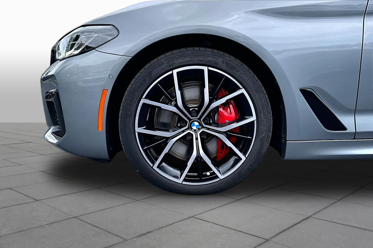Certified Used 2023 Skyscraper Gray Metallic BMW 540i image 12