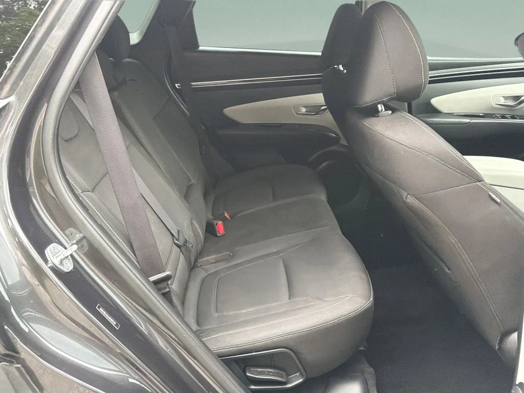 Used 2022 Gray Hyundai SEL image 9