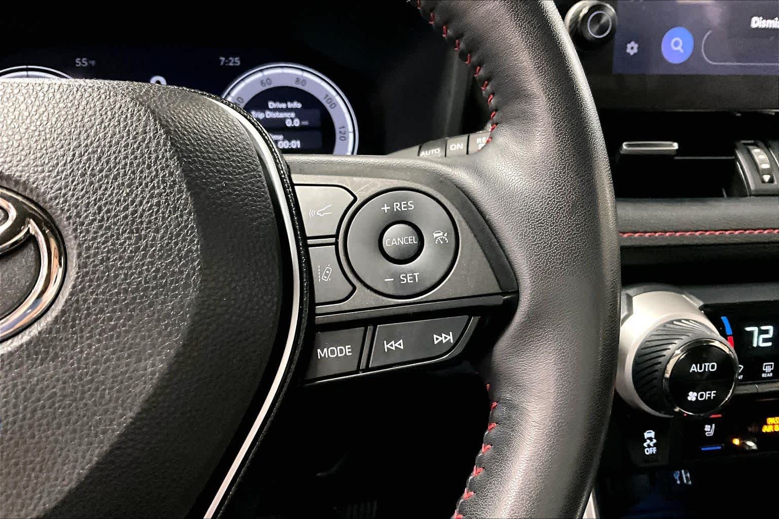 2023 Toyota RAV4 XSE - Photo 24