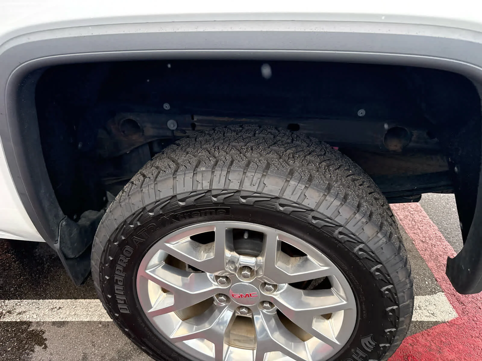 Used 2017 White Frost Tricoat GMC SLT image 6