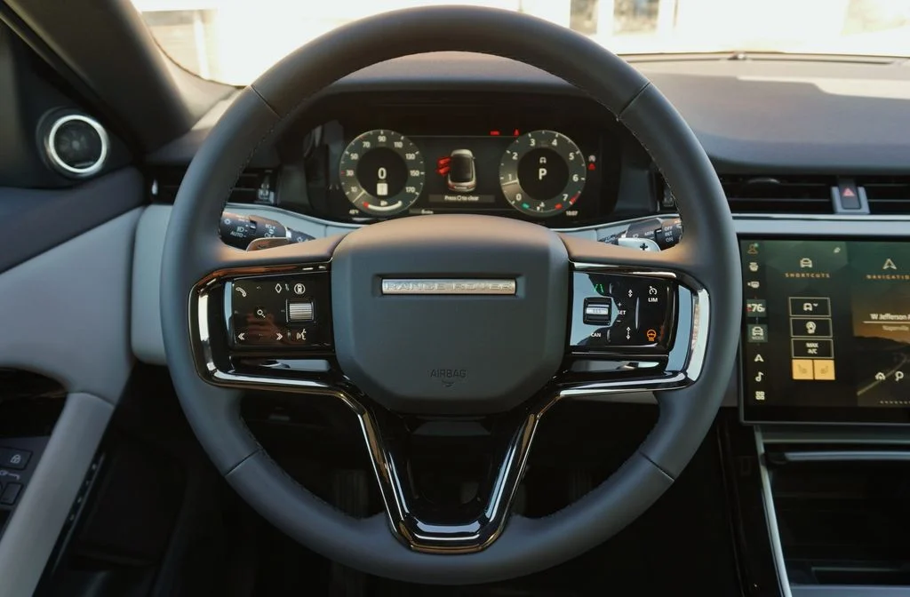 Used 2026 Blue Land Rover S image 16
