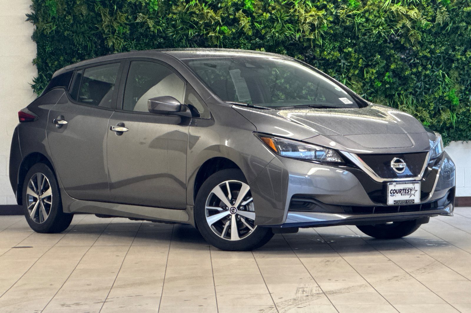 2022 Nissan LEAF S Plus