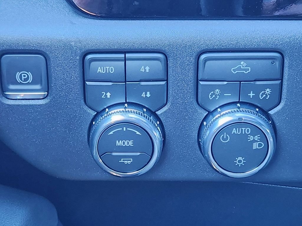 New 2026 Sterling Metallic GMC SLE image 23