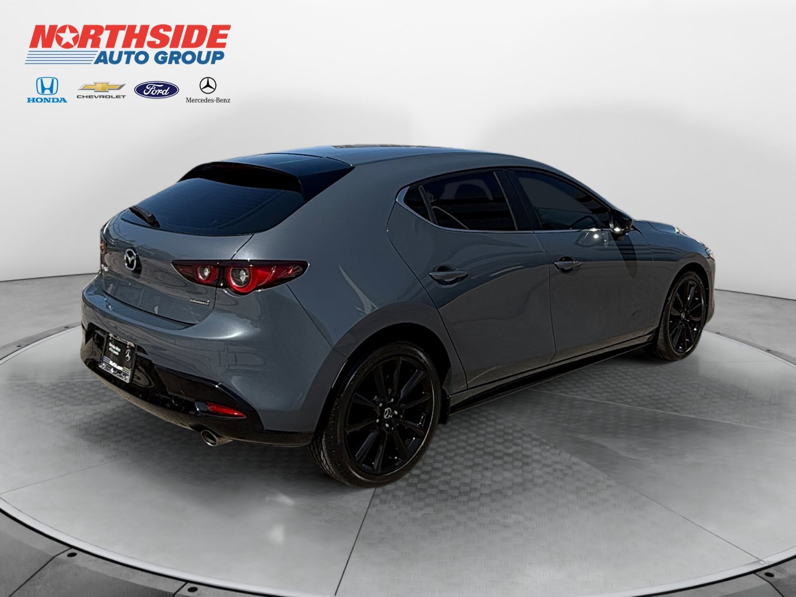 Used 2022 Polymetal Gray Metallic Mazda Carbon Edition image 7