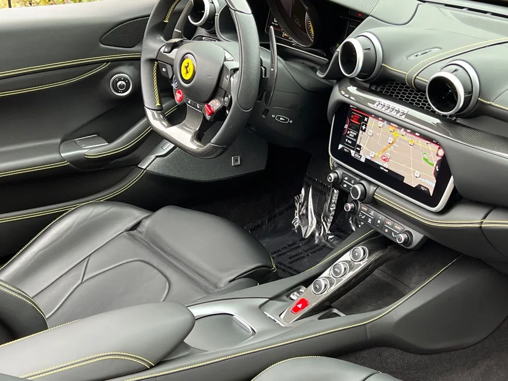 Used 2022 Yellow Ferrari M image 43