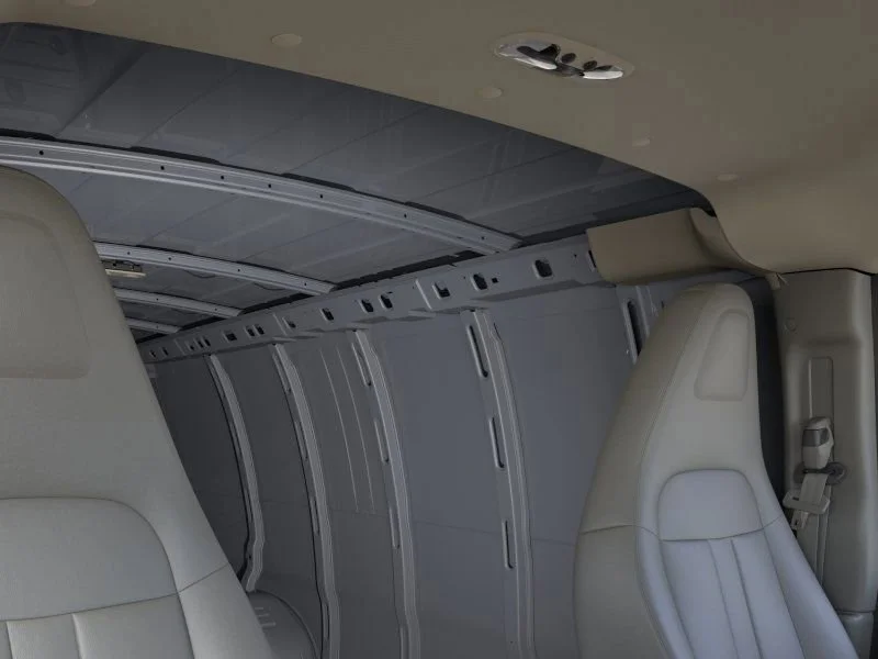 2025 GMC Savana Cargo Work Van - Photo 31
