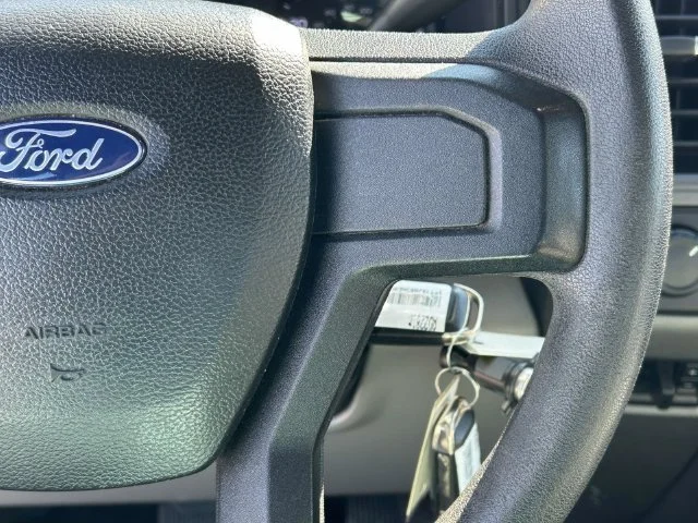 Used 2017 White Ford XL image 21