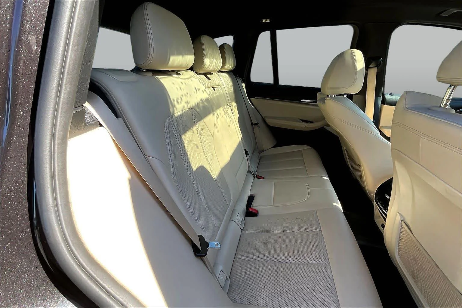 Used 2022 Brooklyn Grey Metallic BMW xDrive30i image 21