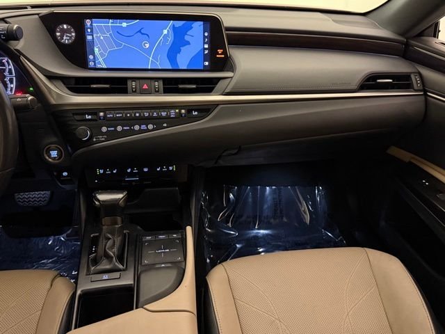 Used 2019 Matador Red Mica Lexus 350 Luxury image 26