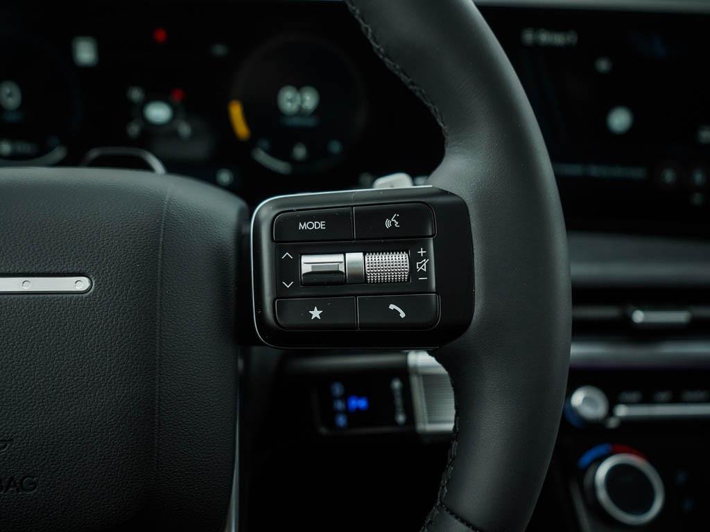 New 2026 Phantom Black Hyundai Limited 7P AWD image 49
