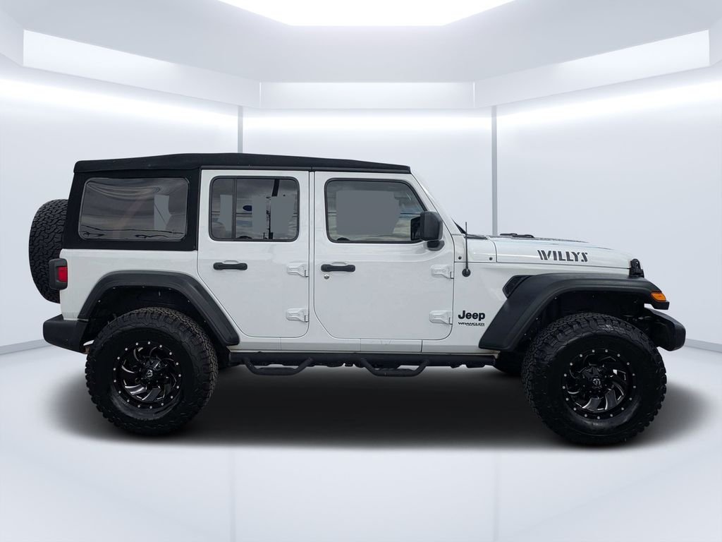 Used 2022 White Jeep Unlimited Willys image 2