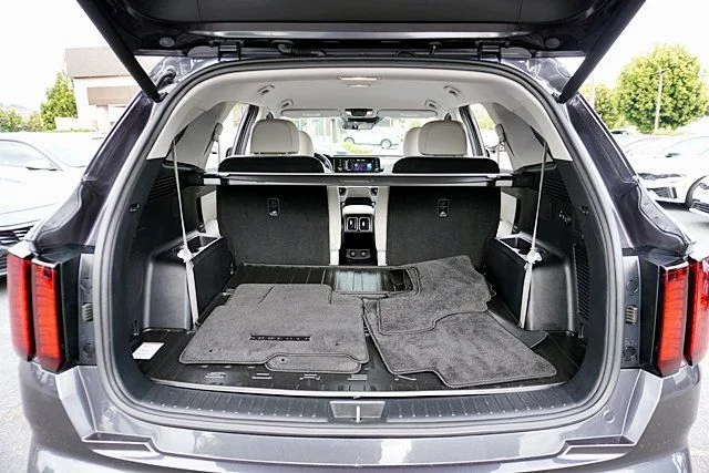 Used 2023 Gray Kia EX image 12