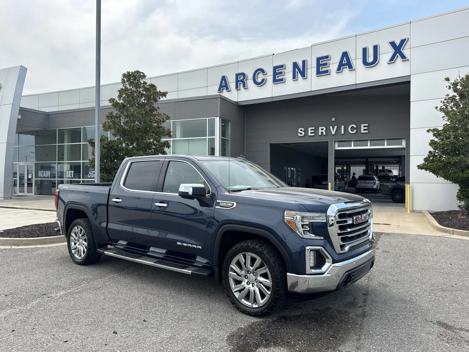 2019 GMC Sierra 1500 SLT