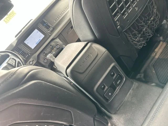 Used 2021 Oxford White Ford Black Diamond image 24