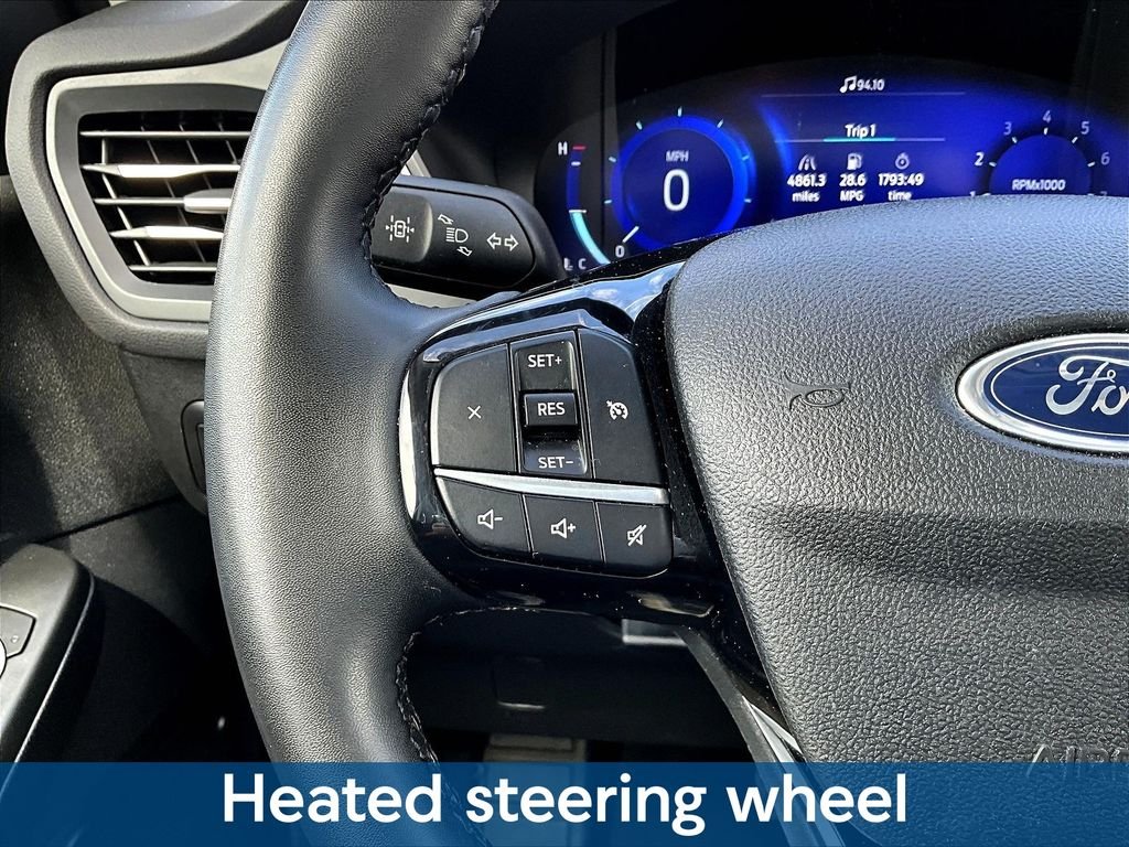 Used 2022 White Ford SEL image 15