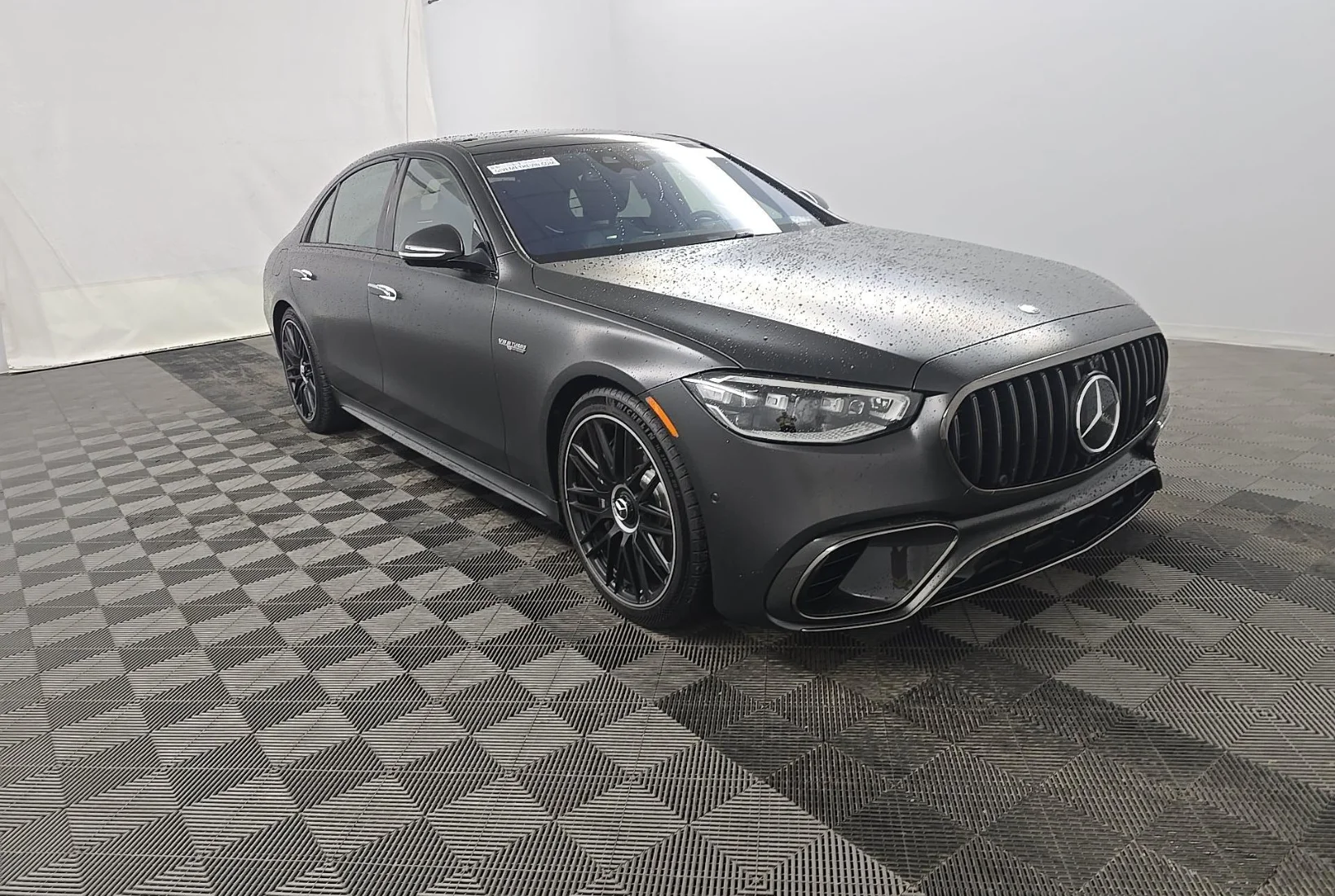 Used 2025 Gray Mercedes-Benz S 63 E AMG® image 2