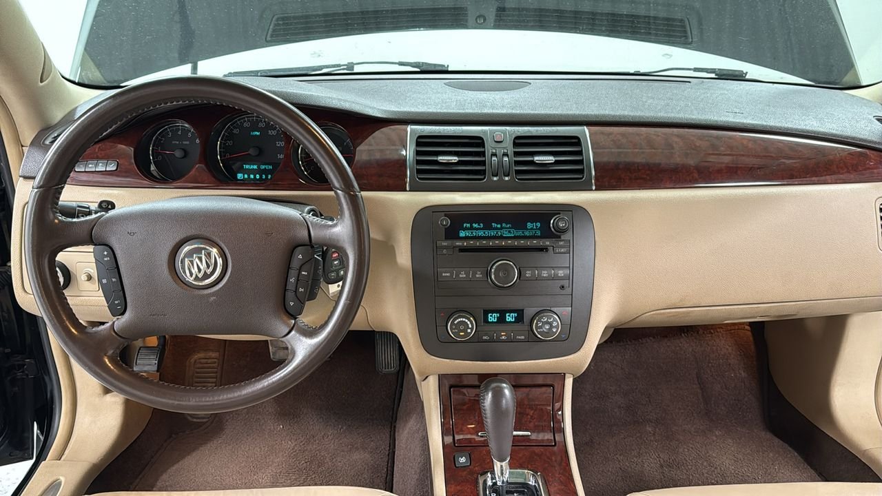 Used 2007 Black Buick CXL image 9
