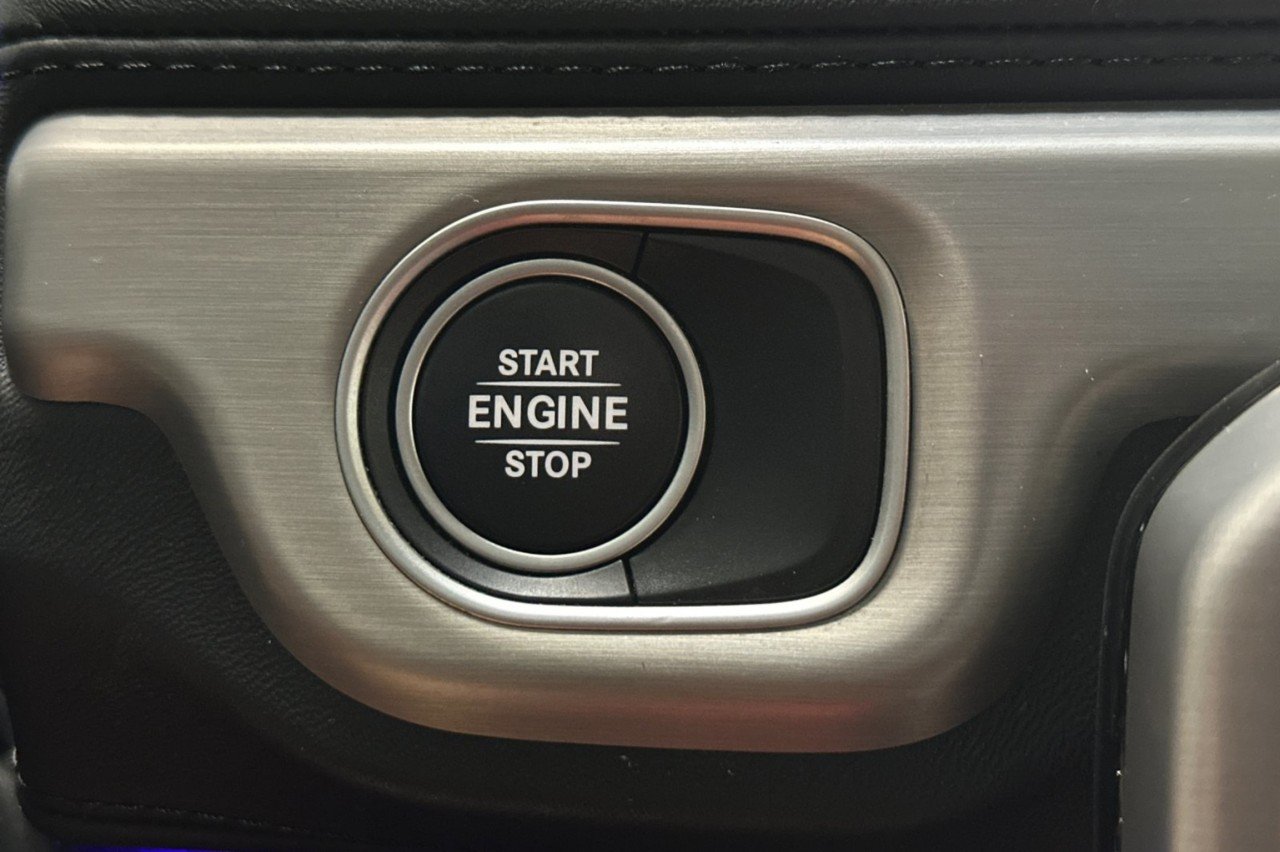 Used 2024 MANUFAKTUR Platinum magno Mercedes-Benz AMG® G 63 image 22